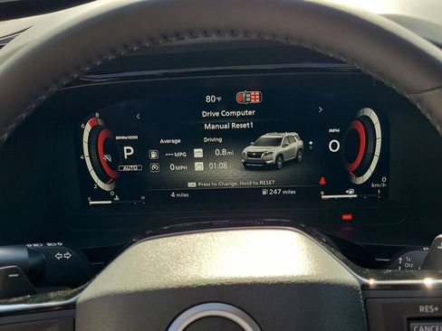 New 2026 Nissan Pathfinder Platinum image 30