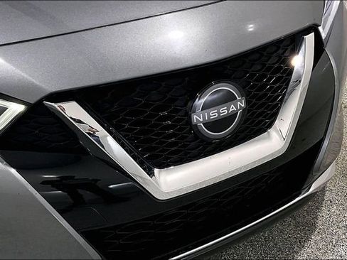 Used 2023 Nissan Maxima SL FWD image 34