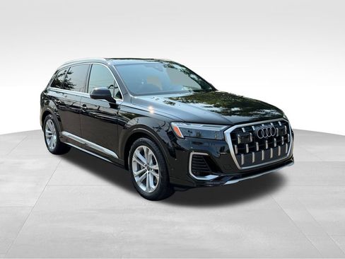Used 2025 Audi Q7 3.0T Premium Plus w/ Premium Plus Package AWD/4WD image 4