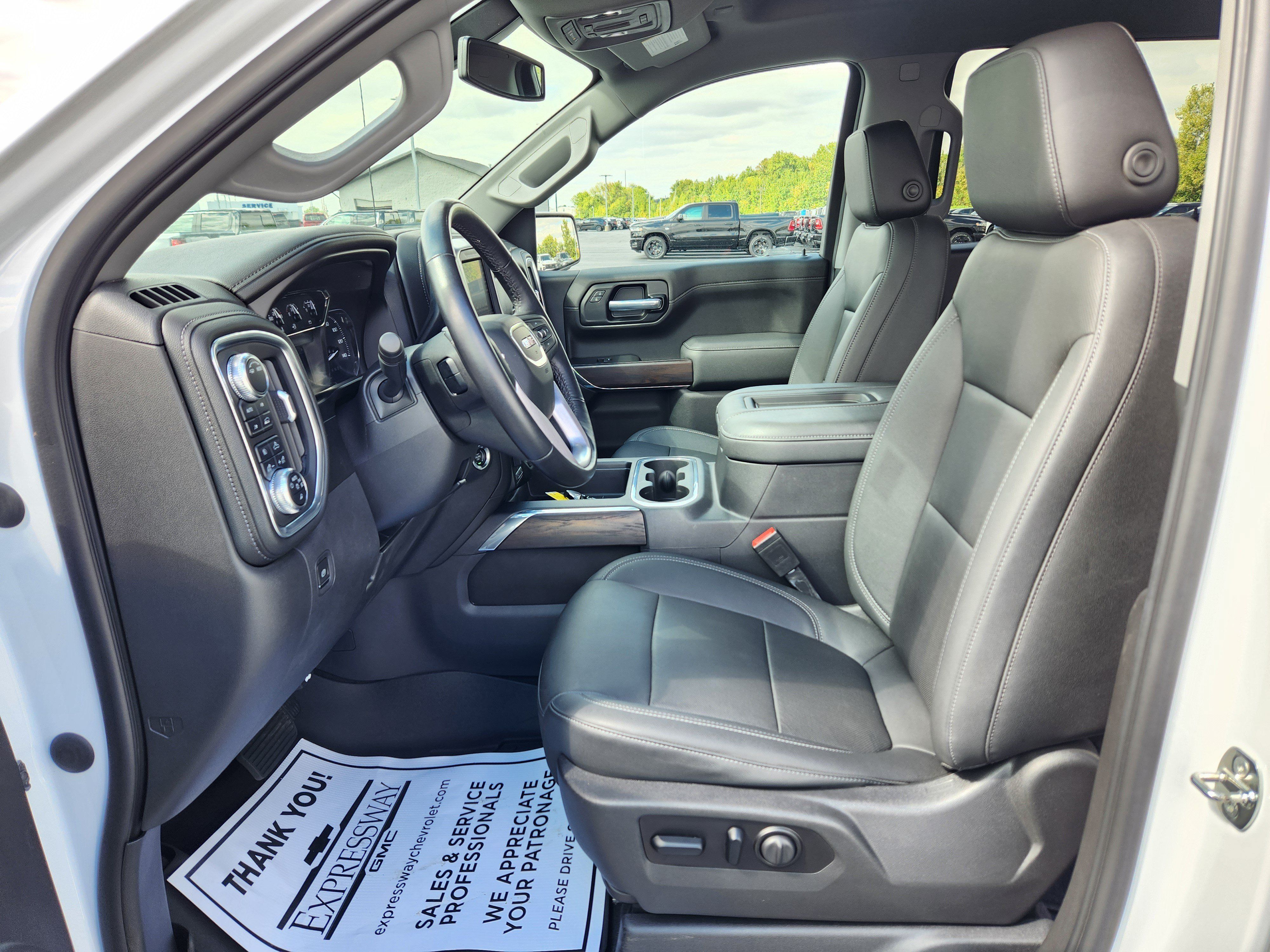 Used 2021 GMC Sierra 1500 SLT w/ SLT Premium Package AWD/4WD image 13
