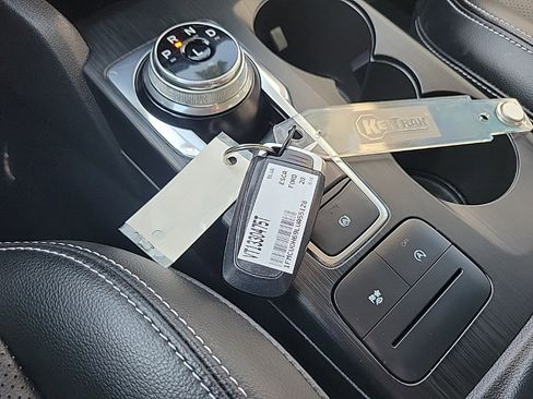 Used 2020 Ford Escape SEL image 21