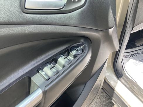 Used 2018 Ford Escape SEL AWD/4WD image 14