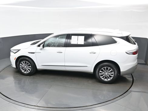 Used 2022 Buick Enclave Essence AWD/4WD image 37