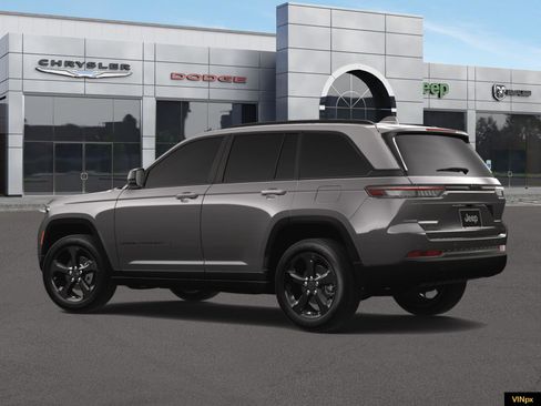 New 2025 Jeep Grand Cherokee Limited w/ Black Appearance Package image 4