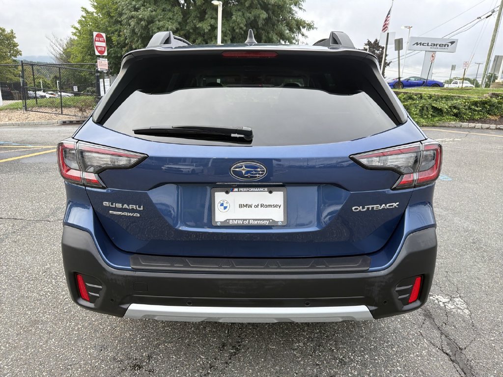 Used 2022 Subaru Outback Limited AWD/4WD image 13