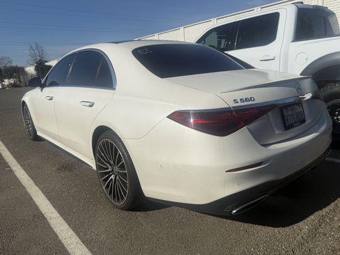 Used 2022 Mercedes-Benz S 580 S 580 image 3