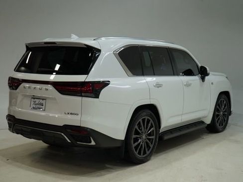 Used 2024 Lexus LX 600 F Sport image 7