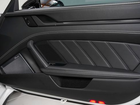 Used 2026 Porsche 911 GTS image 36