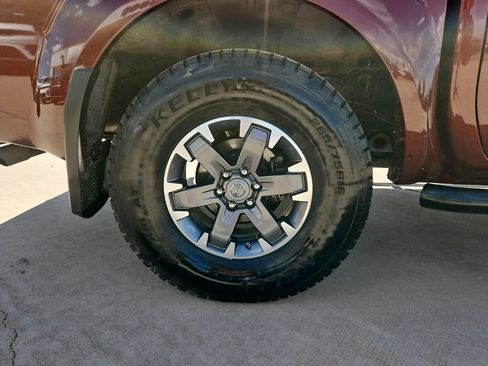 Used 2016 Nissan Frontier PRO-4X AWD/4WD image 8