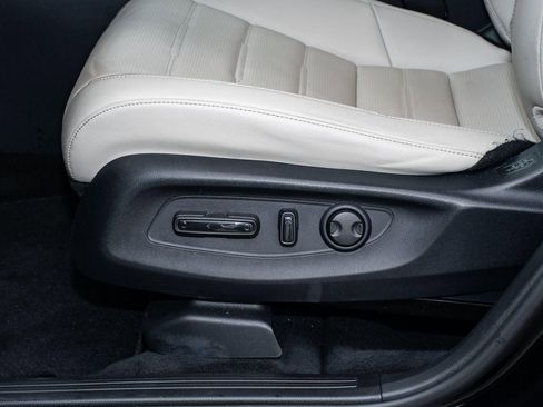 Certified 2025 Honda CR-V EX-L image 31