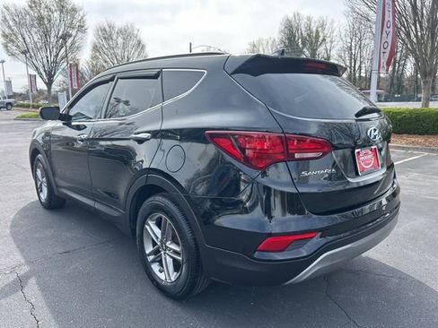Used 2017 Hyundai Santa Fe Sport image 9