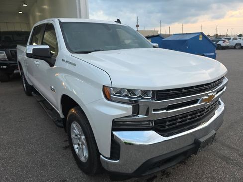 Used 2021 Chevrolet Silverado 1500 LT RWD image 4