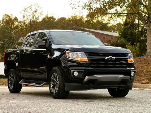 Used 2022 Chevrolet Colorado Z71 image 5
