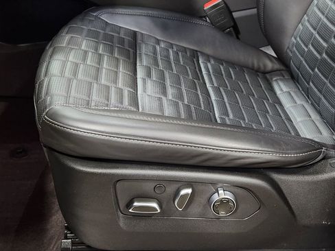 Used 2024 Cadillac Escalade Sport Platinum w/ LPO, ONYX Package image 45