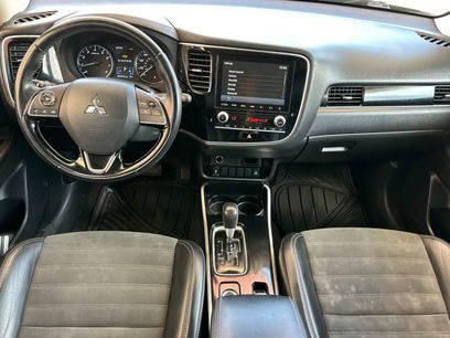 Used 2020 Mitsubishi Outlander SE
