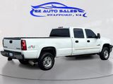 Used 2005 Chevrolet Silverado 2500 LT w/ Heavy-Duty Power Package image 5