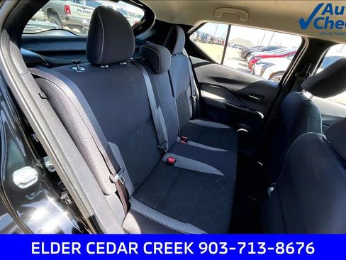 Used 2018 Nissan Kicks SV FWD image 28
