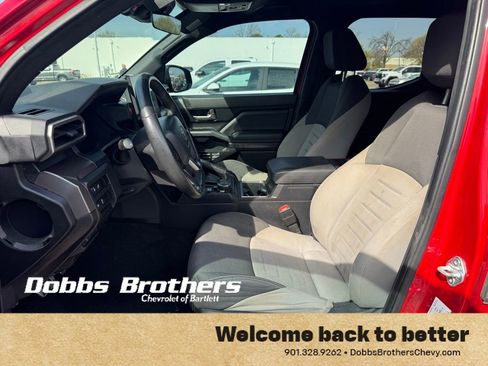 Used 2024 Toyota Tacoma TRD Sport AWD/4WD image 8