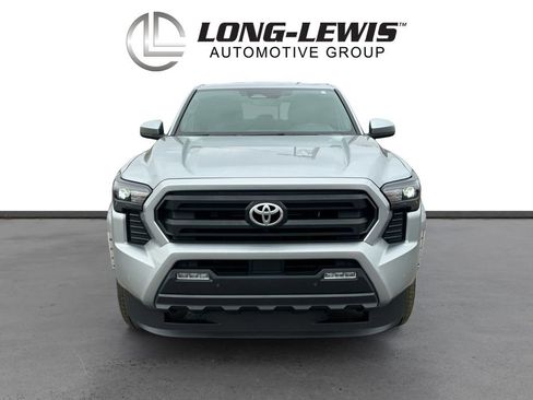 Used 2024 Toyota Tacoma SR5 w/ SR5 Upgrade Package image 11