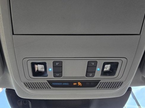 Used 2023 Ford Explorer XLT w/ Equipment Group 202A image 25