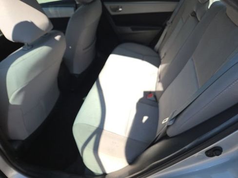Used 2016 Toyota Corolla LE FWD image 6
