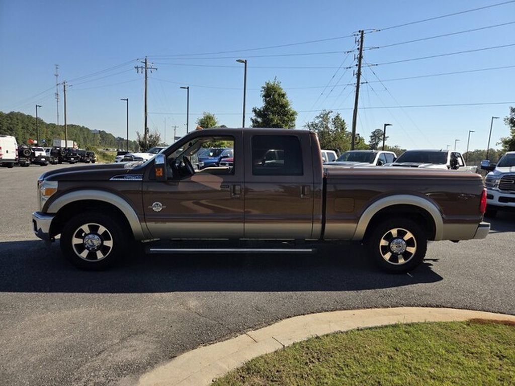 Used 2011 Ford F250 Lariat w/ Lariat Interior Pkg RWD image 2