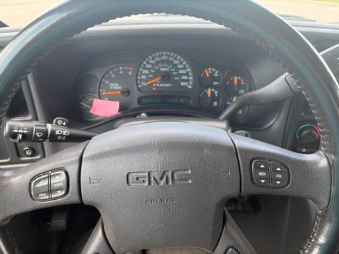 Used 2007 GMC Sierra 2500 SLE w/ Heavy-Duty Power Package RWD image 7