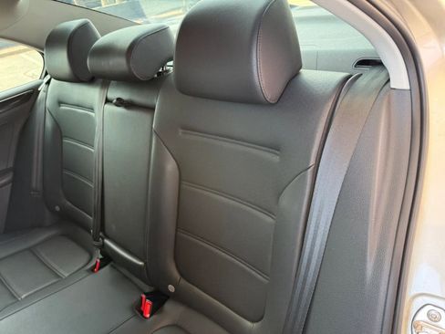 Used 2015 Volkswagen Jetta TDI SEL image 44