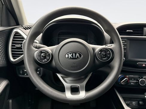 Used 2021 Kia Soul S FWD image 12