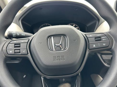 New 2026 Honda HR-V LX image 18