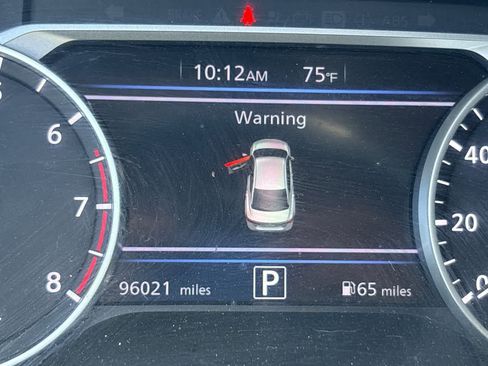 Used 2021 Nissan Sentra SR w/ Trunk Package FWD image 26