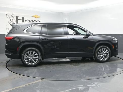 Used 2025 Buick Enclave Preferred w/ Power Package AWD/4WD image 38