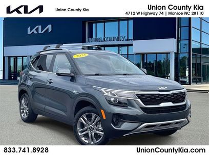 Used 2023 Kia Seltos S w/ Navigation Package