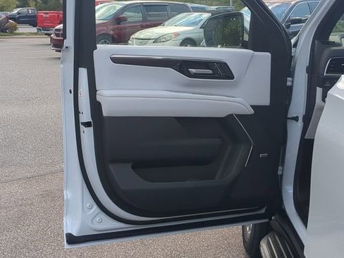 New 2026 Chevrolet Tahoe Premier image 19