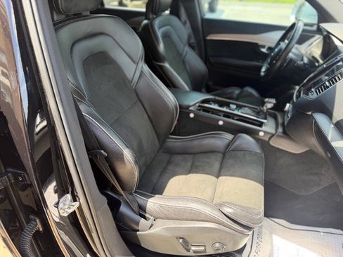 Used 2017 Volvo XC90 T6 R-Design w/ Vision Package AWD/4WD image 12