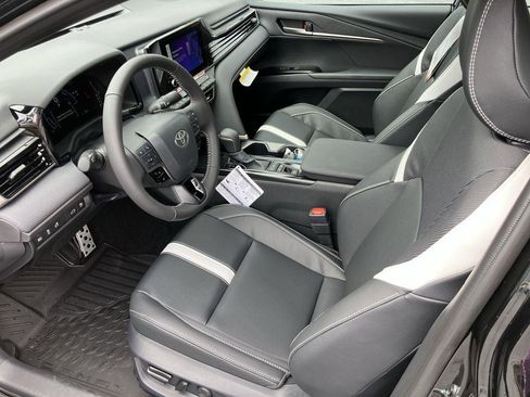 New 2026 Toyota Camry SE image 9