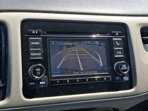 Used 2016 Honda HR-V LX image 16