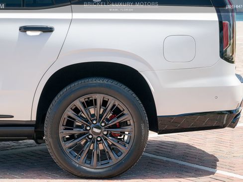 Used 2023 Cadillac Escalade V image 59