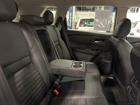 Used 2025 Nissan Rogue SV w/ Rock Creek Premium Package image 35