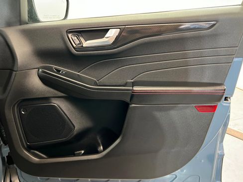 Used 2025 Ford Escape ST-Line Select image 23