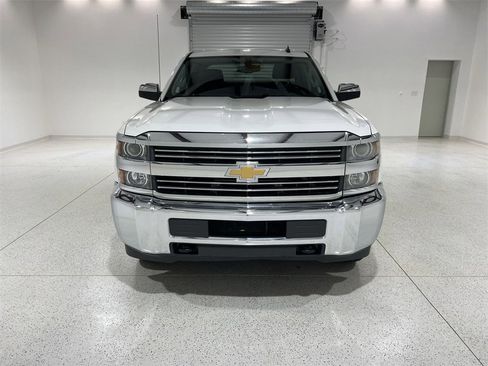 Used 2015 Chevrolet Silverado 2500 LT image 3