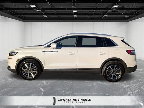 Certified 2023 Lincoln Nautilus AWD w/ Premium Package image 2