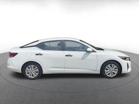 Used 2025 Nissan Sentra S FWD image 13