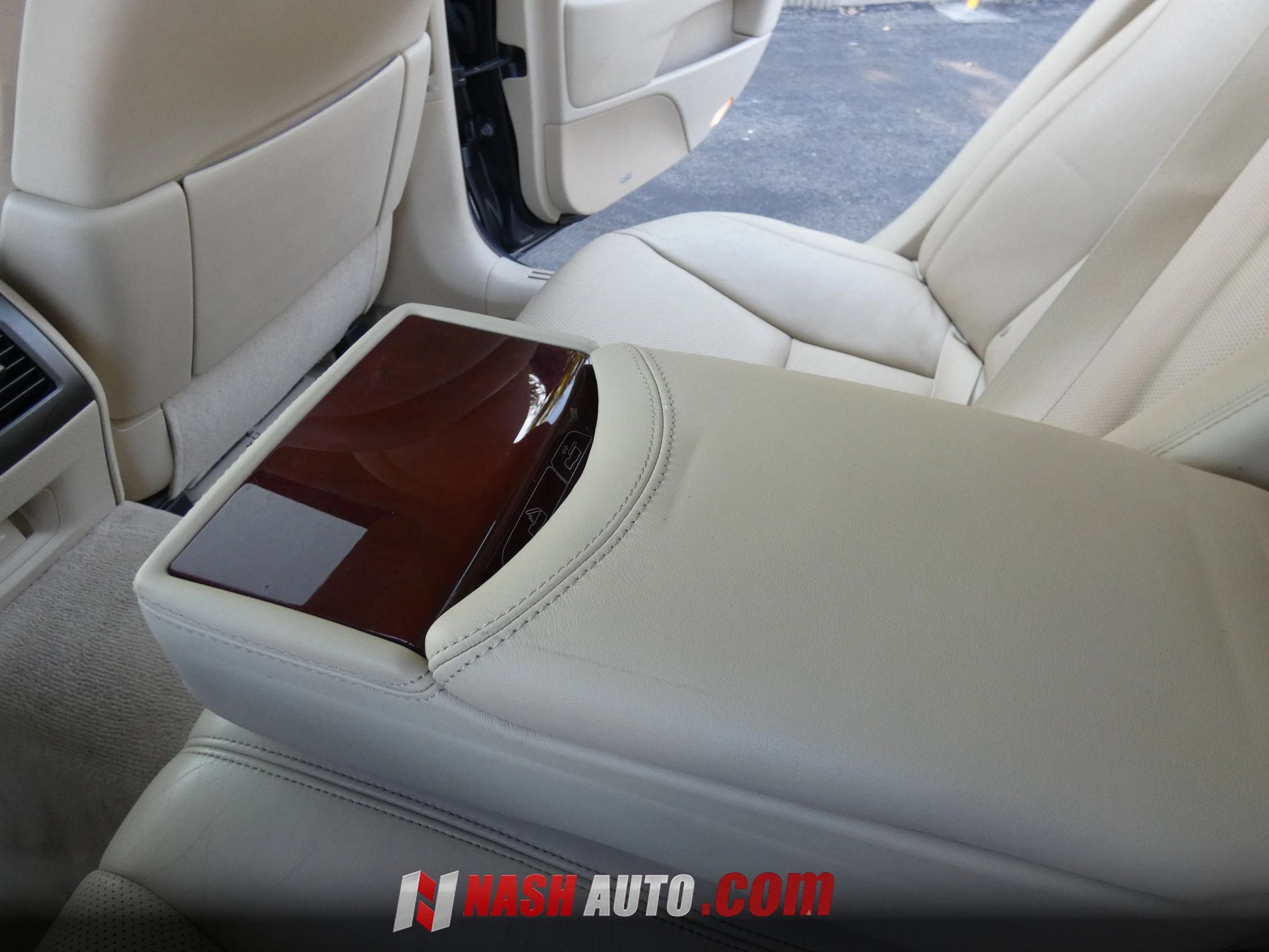 Used 2012 Lexus LS 460 w/ Luxury Value Edition RWD image 47