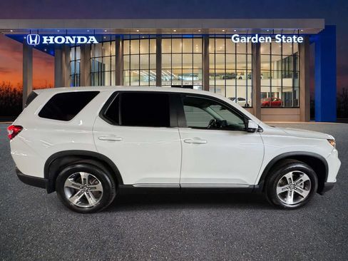 Used 2024 Honda Pilot EX-L image 5