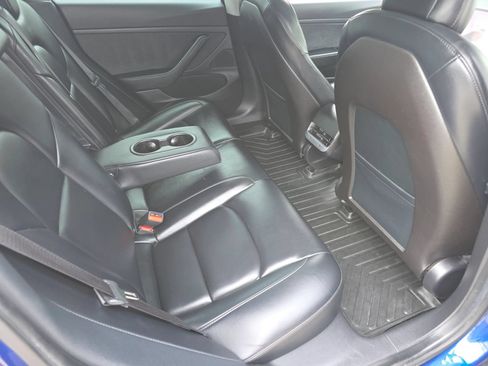 Used 2020 Tesla Model 3 Standard Range Plus RWD image 28