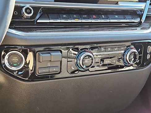 New 2026 GMC Sierra 1500 Elevation AWD/4WD image 13