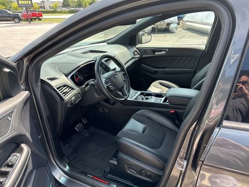 Used 2020 Ford Edge ST w/ Cold Weather Package image 10