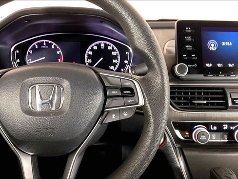 Used 2019 Honda Accord LX image 19