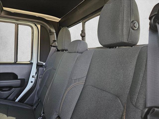 New 2026 Jeep Gladiator Sport AWD/4WD image 16